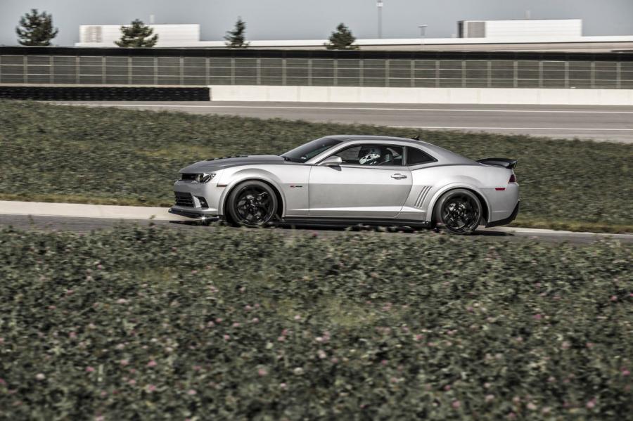  Chevrolet Camaro Z28 2014 года  (фото 70 из 72)